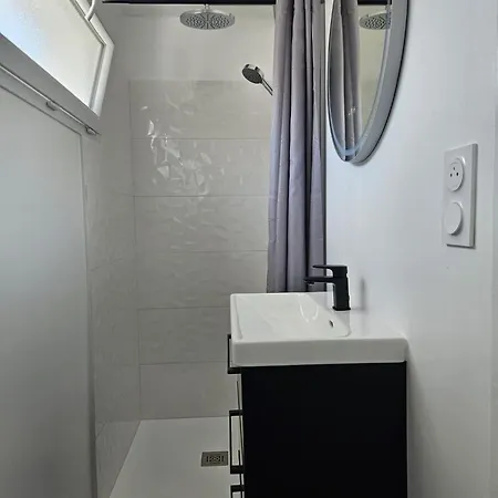 Semesterbostad Maisonette De 25 M2 Tout Confort A 300 M De La Mer *
